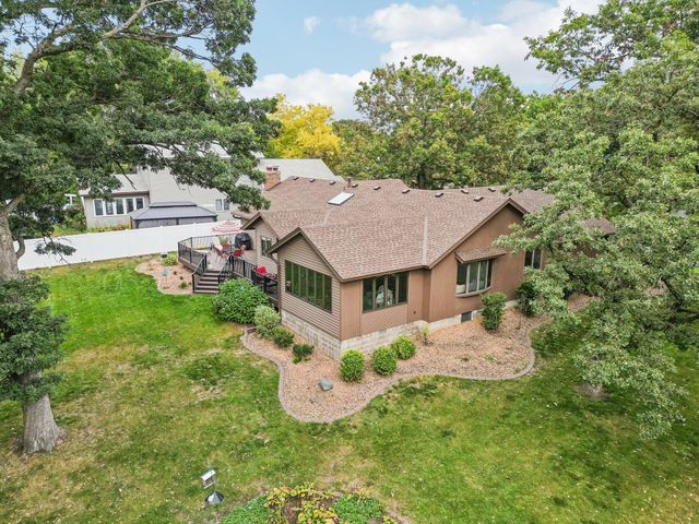 2067 Kings Road, Eagan, MN 55122