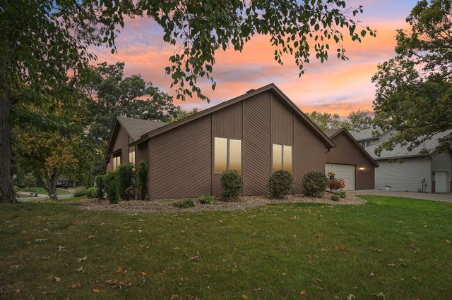 2067 Kings Road, Eagan, MN 55122