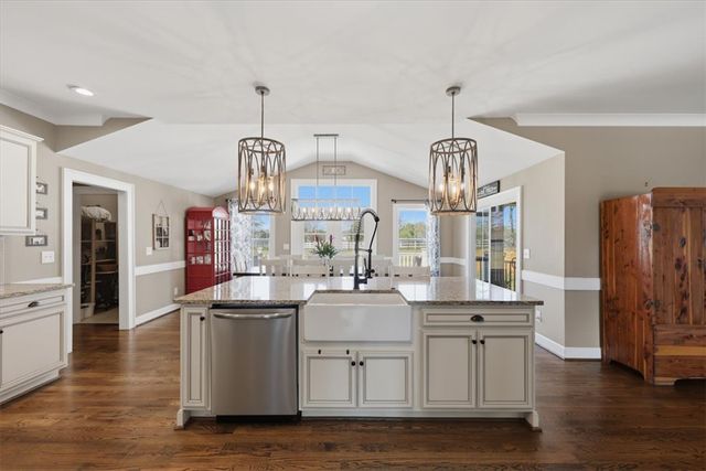 27 Camarillo Court, Pelzer, SC 29669