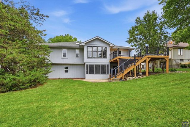 7143 SW 33rd ST, Topeka, KS 66614
