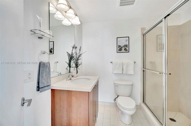 79 SW 12th St 2201-S, Miami, FL 33130