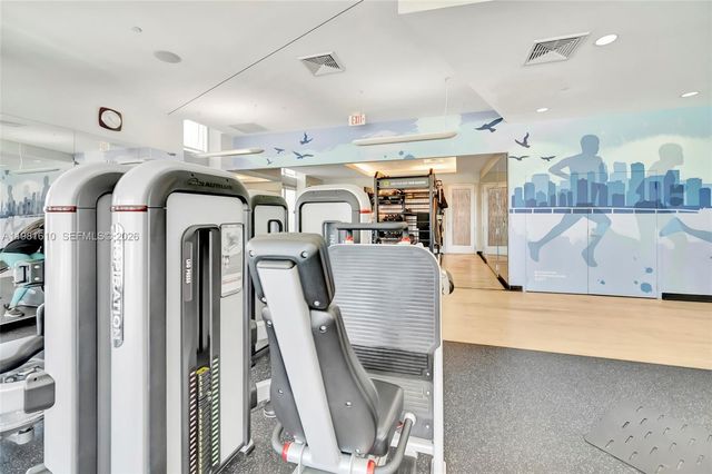 79 SW 12th St 2201-S, Miami, FL 33130