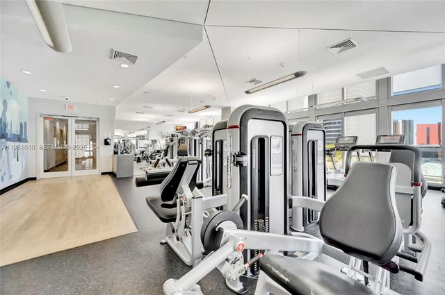 79 SW 12th St 2201-S, Miami, FL 33130