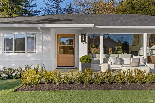 9 Fay Dr, Kentfield, CA 94904