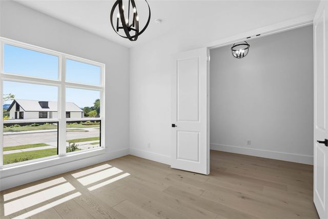 8409 Livi Street, North Richland Hills, TX 76182
