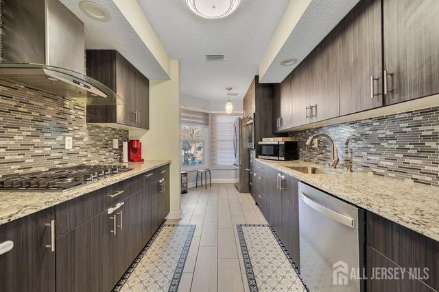 130 Magee Court, East Brunswick, NJ 08816