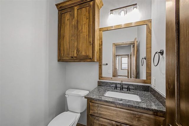 1185 Wolf Creek Drive, Blanchard, OK 73010