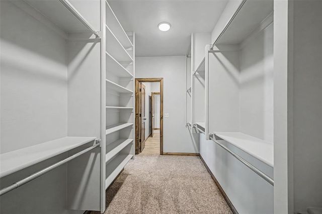 1185 Wolf Creek Drive, Blanchard, OK 73010