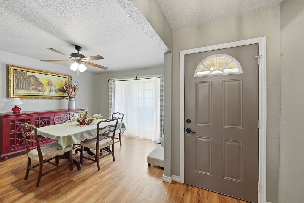 6521 Riviera Drive, North Richland Hills, TX 76180 — photo 2