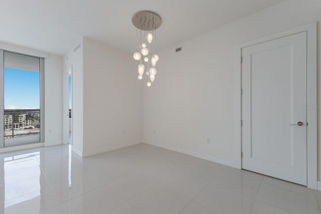 111 S PINEAPPLE AVENUE 1021, Sarasota, FL 34236