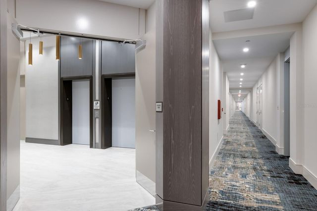 111 S PINEAPPLE AVENUE 1021, Sarasota, FL 34236