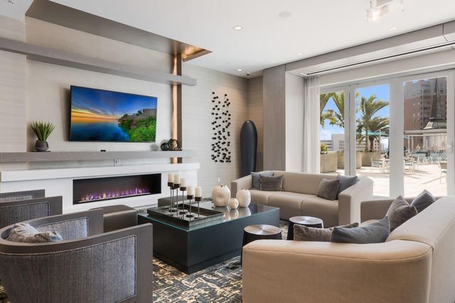 111 S PINEAPPLE AVENUE 1021, Sarasota, FL 34236