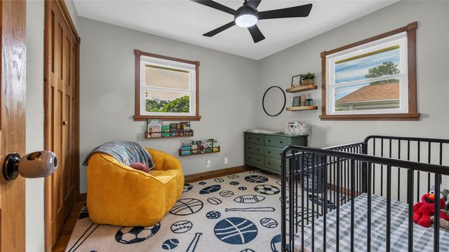 2339 Meadow Lane NE, Cedar Rapids, IA 52402