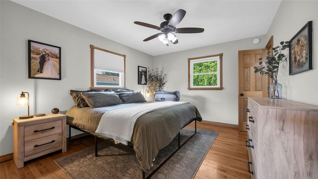 2339 Meadow Lane NE, Cedar Rapids, IA 52402