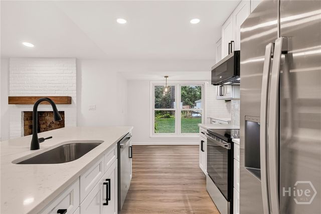 208 Dobson Road, Savannah, GA 31410
