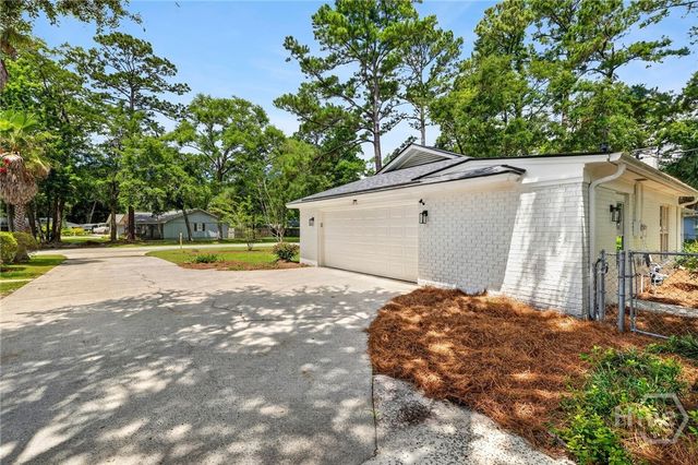 208 Dobson Road, Savannah, GA 31410