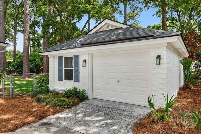 208 Dobson Road, Savannah, GA 31410