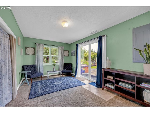 90440 GOODMAN Rd, Junction City, OR 97448