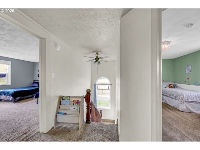90440 GOODMAN Rd, Junction City, OR 97448