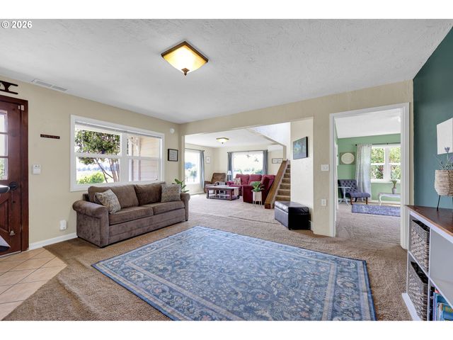 90440 GOODMAN Rd, Junction City, OR 97448