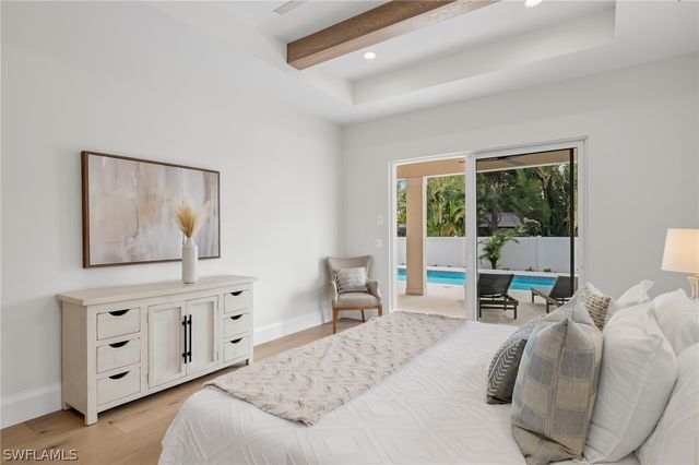 766 95th AVE N, Naples, FL 34108