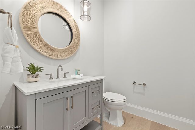 766 95th AVE N, Naples, FL 34108