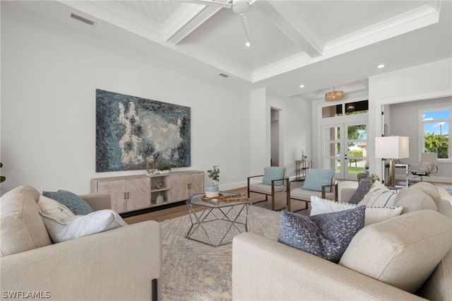 766 95th AVE N, Naples, FL 34108