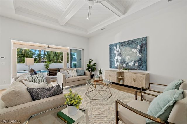 766 95th AVE N, Naples, FL 34108