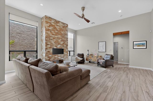 6305 Ghost Flower Trail NE, Albuquerque, NM 87111