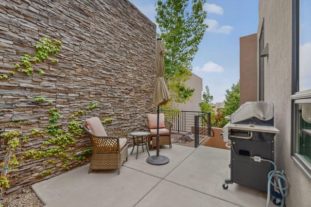 6305 Ghost Flower Trail NE, Albuquerque, NM 87111