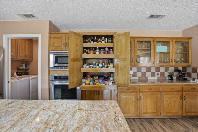 4021 Dakota Trail, Granbury, TX 76048