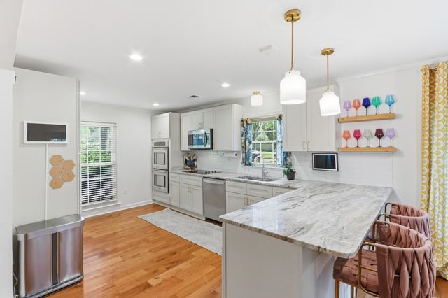 9270 EAST BRIDGE DR, Germantown, TN 38139