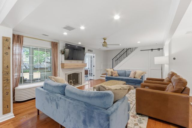 9270 EAST BRIDGE DR, Germantown, TN 38139