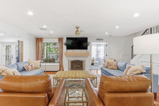 9270 EAST BRIDGE DR, Germantown, TN 38139