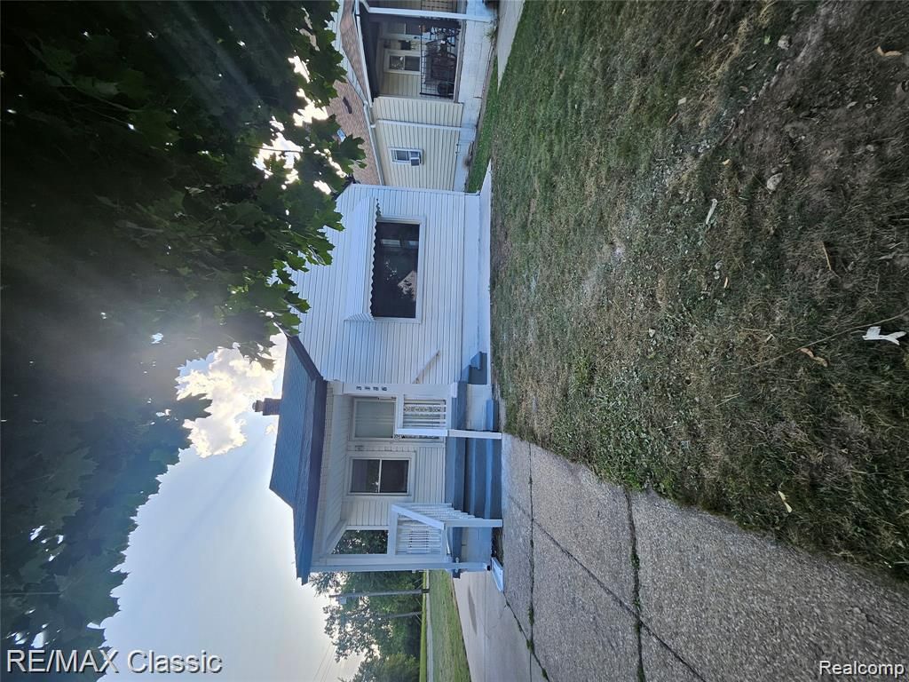 3146 Walnut Street, Inkster, MI 48141