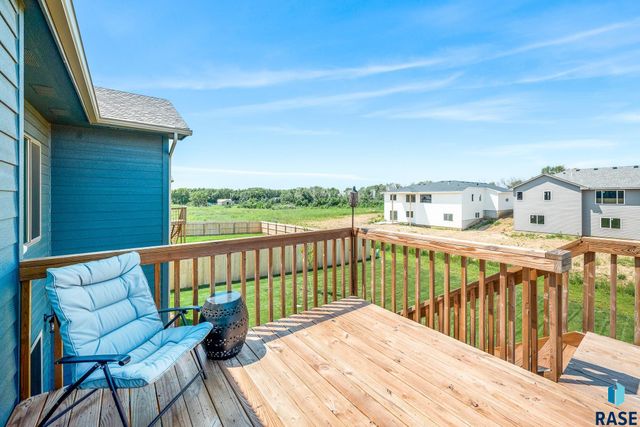 9016 W 24th St, Sioux Falls, SD 57106