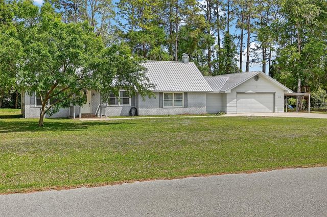 116 ROUND LAKE CIRCLE, Palatka, FL 32177