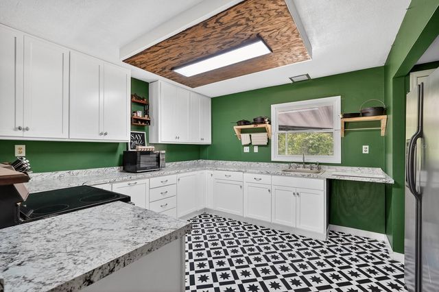 116 ROUND LAKE CIRCLE, Palatka, FL 32177