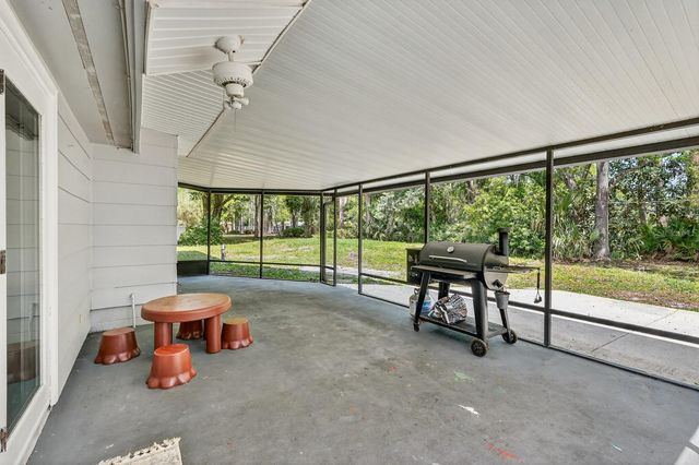 116 ROUND LAKE CIRCLE, Palatka, FL 32177