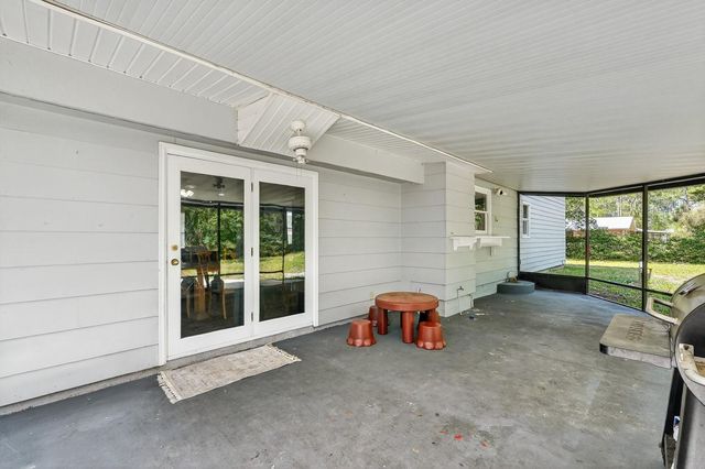 116 ROUND LAKE CIRCLE, Palatka, FL 32177