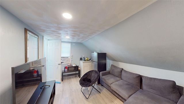 84 Chester Street, Woonsocket, RI 02895