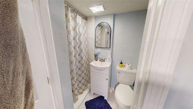 84 Chester Street, Woonsocket, RI 02895