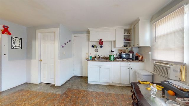 84 Chester Street, Woonsocket, RI 02895