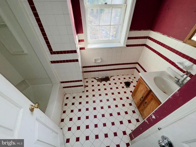 4420 ROSEMONT AVE, Drexel Hill, PA 19026