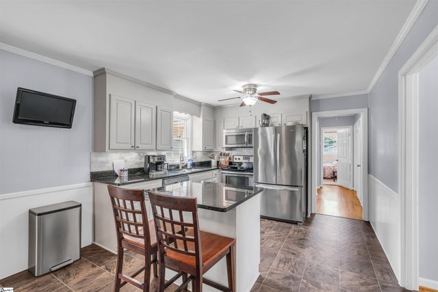 109 Riverview Drive, Greenville, SC 29611