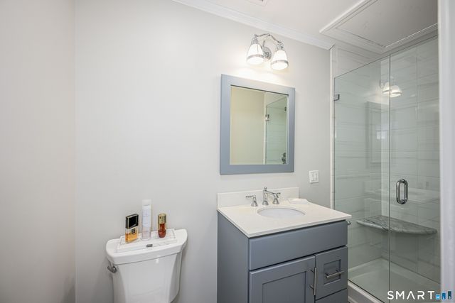 5-7 Haddam Dock Road, Haddam, CT 06438