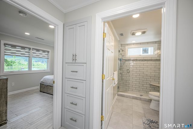 5-7 Haddam Dock Road, Haddam, CT 06438