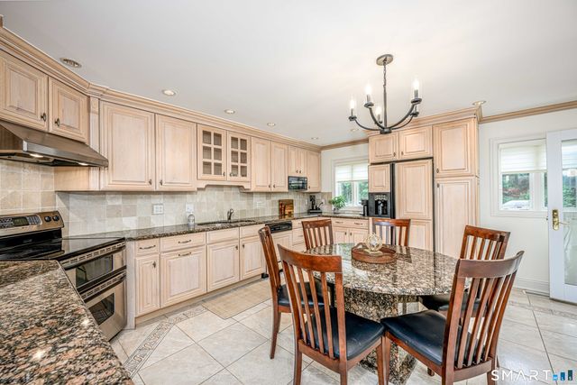 5-7 Haddam Dock Road, Haddam, CT 06438