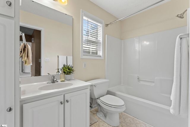 1111 Dunwoody Drive, Simpsonville, SC 29681