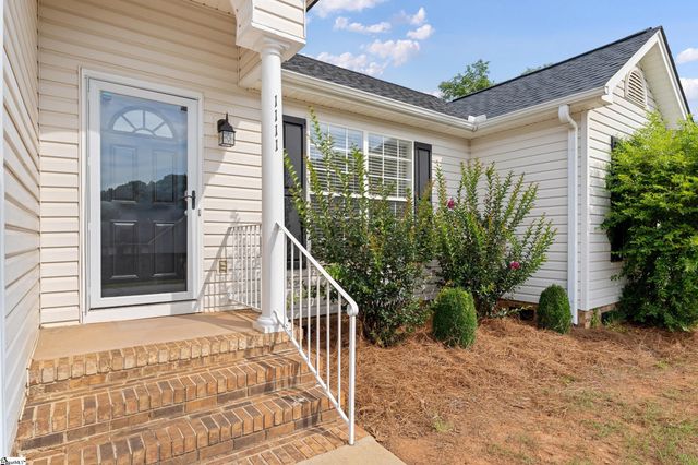 1111 Dunwoody Drive, Simpsonville, SC 29681